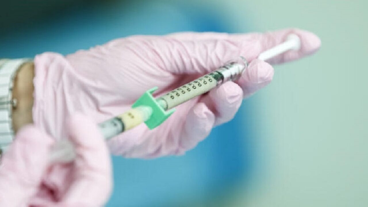 Casi dos millones de vacunas administradas en España