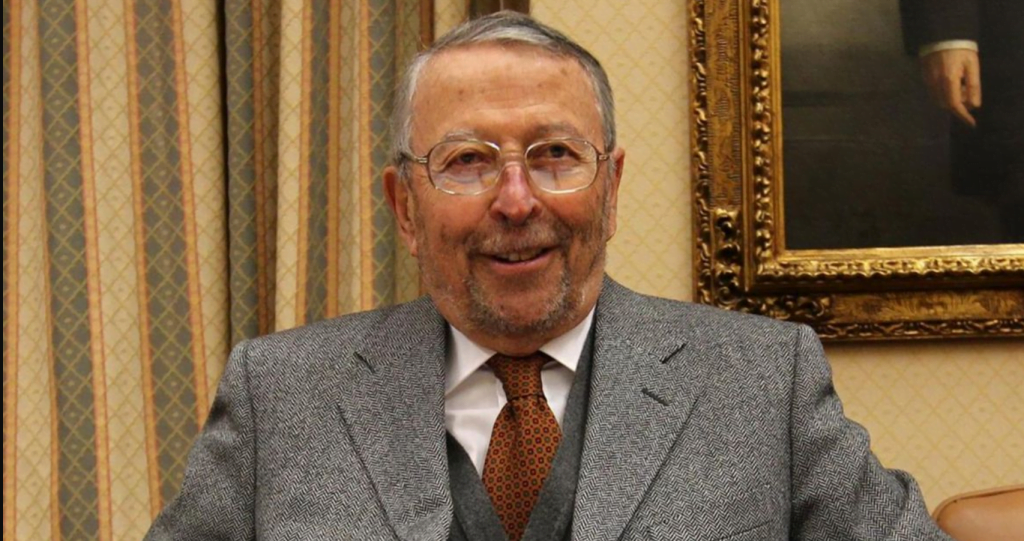 Muere el ex ministro de Defensa Alberto Oliart
