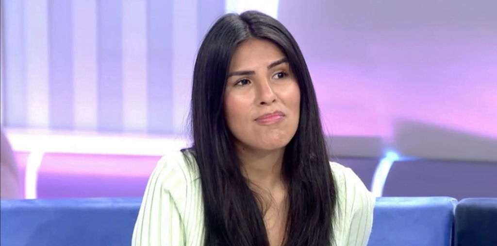 Isa pantoja habla de su madre y su hermano en el Deluxe