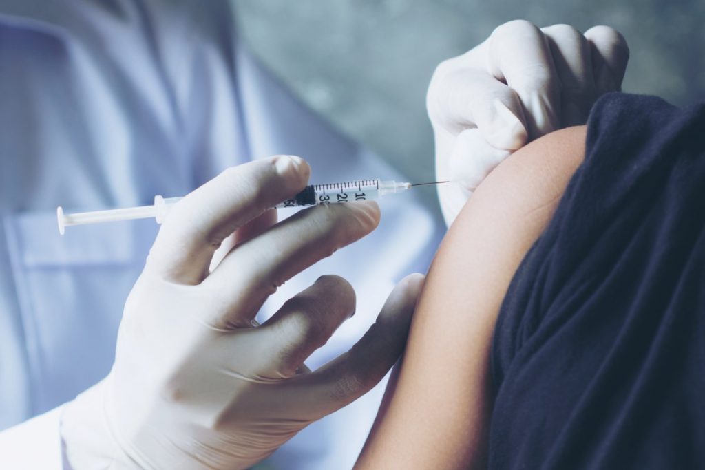 La Agencia Europea de Medicinas estudia el uso de la vacuna Sputnik V