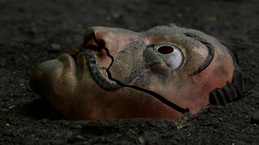 La máscara de Dalí calcinada ha sido la primera imagen de la última temporada de La casa de papel