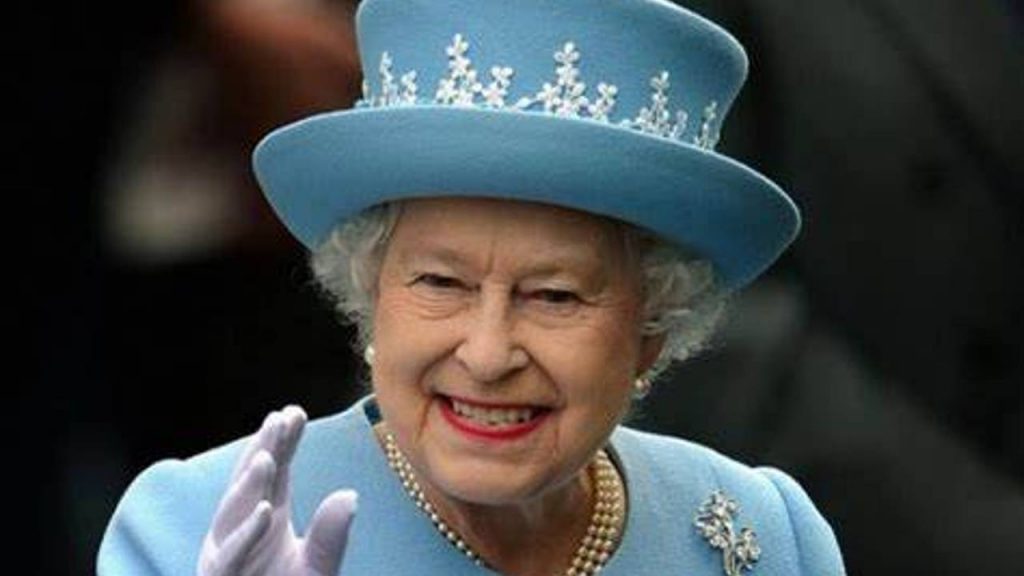 Reina Isabel II