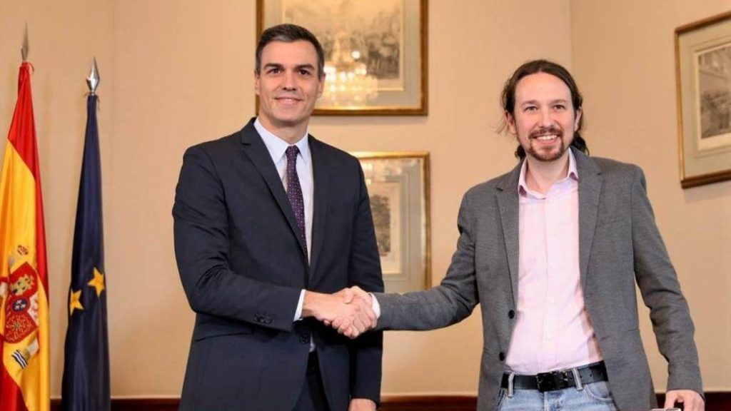 Cruz de la orden de Carlos III