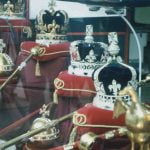 India reclama el diamante principal de la corona de la Reina Isabel ll