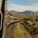 Turista irlandés cae de un tren en Tailandia
